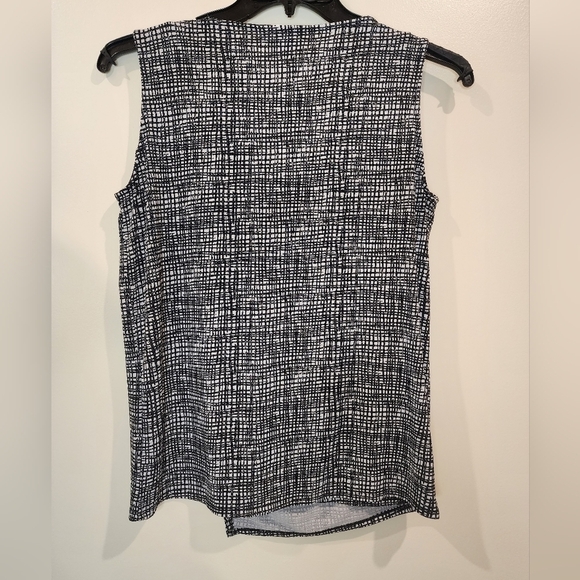 Nwt H by Halston Black and White Weave Print Layered V-Neck Blouse Size Small - Picture 3 of 9